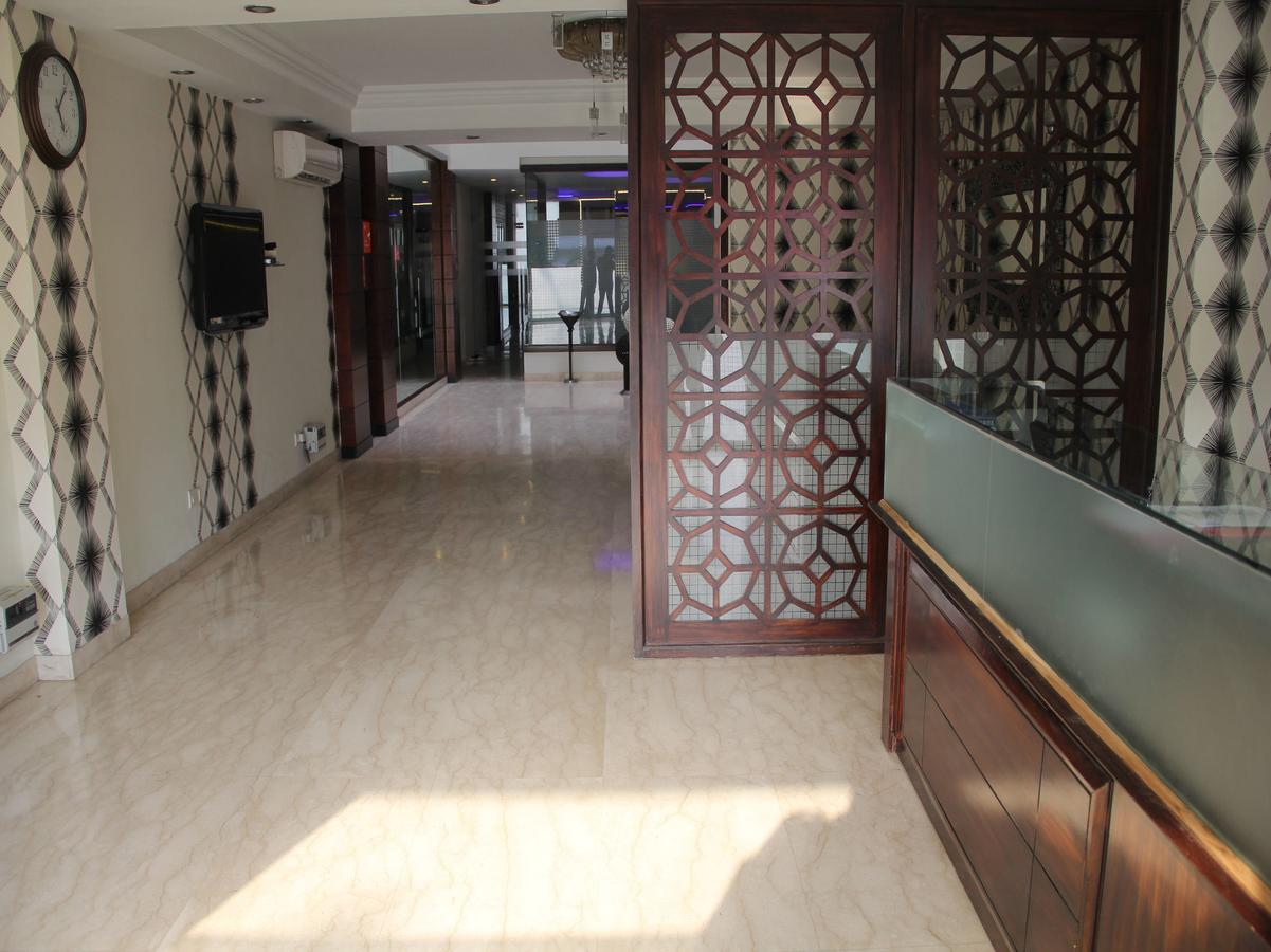 Hotel Comfort Zone Нью-Делі Екстер'єр фото